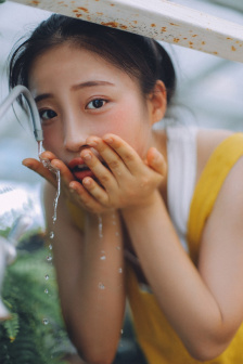 明星专题：赵雷